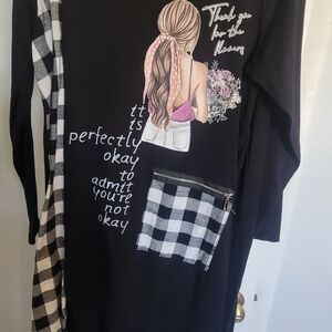 Black and White Graphic Long Sleeve Top